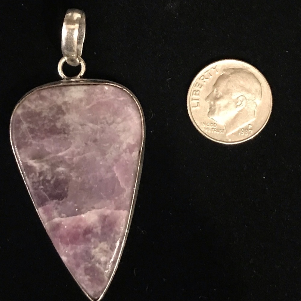 Lepidolite Pendant 🤍